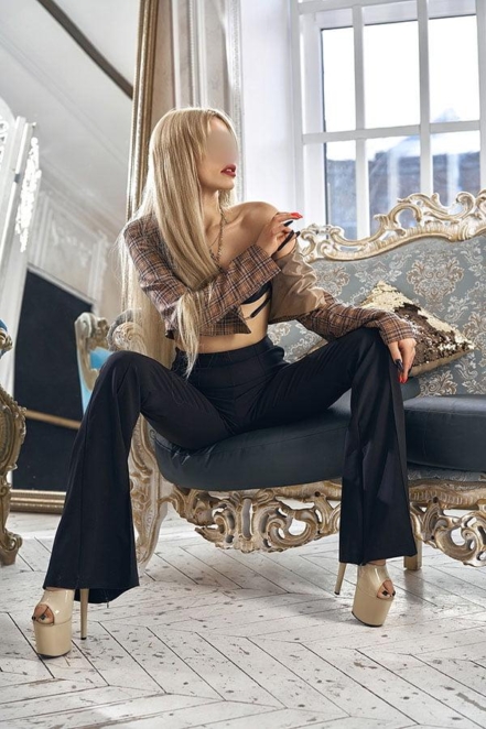 Вика - cекс и интим услуги у метро Старая Деревня за 3000 р. час, телефон +7(931)101-65-23 - фото 2