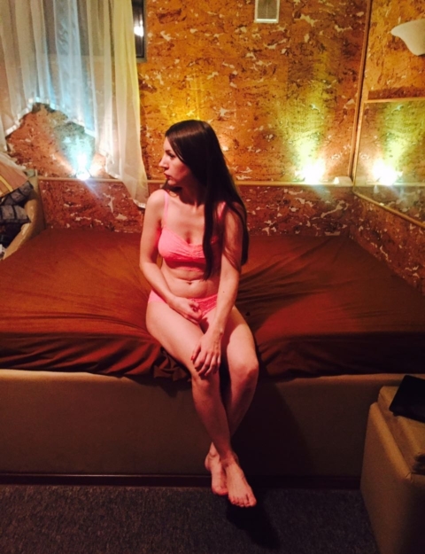 Надя - cекс и интим услуги у метро Ломоносовская за 1500 р. час, телефон +7(911)830-21-77 - фото 1