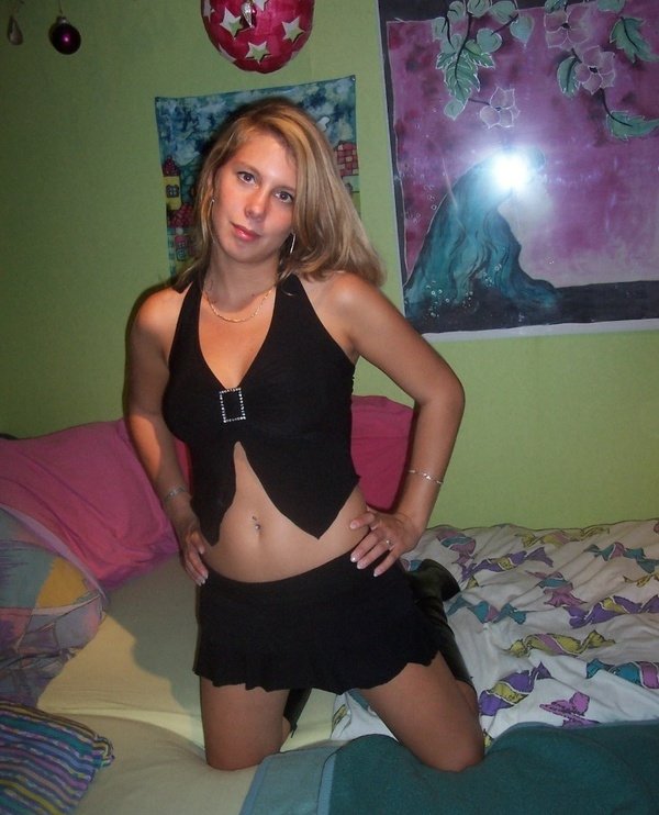 Проститутка Вера СПб у метро Парк Победы, телефон +7(911)830-07-53