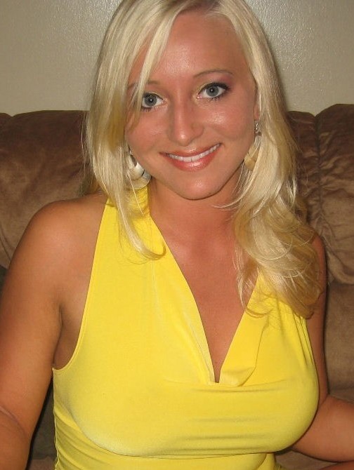 Проститутка Лариса СПб у метро Пролетарская, телефон +7(911)830-07-53