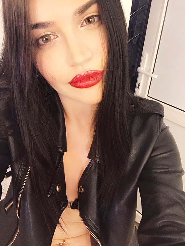 Проститутка Злата Санкт-Петербурга у метро Купчино, телефон +79812142180